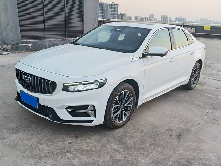 Фото 1 - Geely Preface