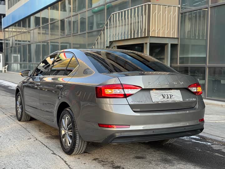 Фото 4 - Skoda Octavia Pro