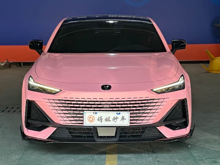 Фото 2 - Changan UNI-V