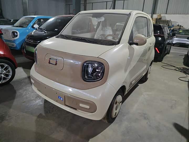 Фото 1 - Bestune Pony