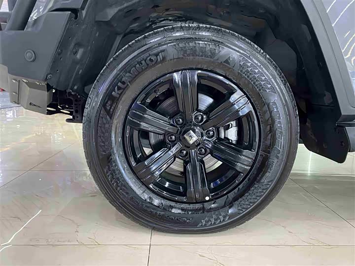 Фото 5 - Tank 300