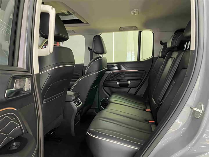 Фото 8 - Tank 300