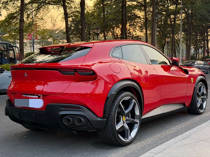 Фото 2 - Ferrari Purosangue