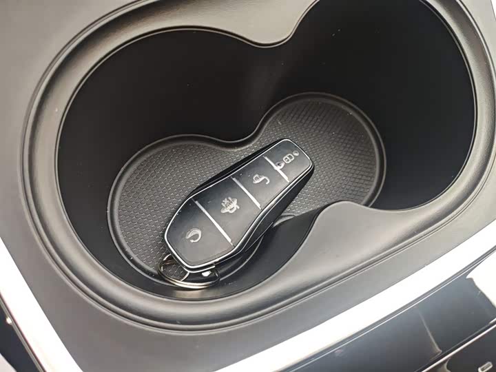 Фото 9 - BYD Qin Plus