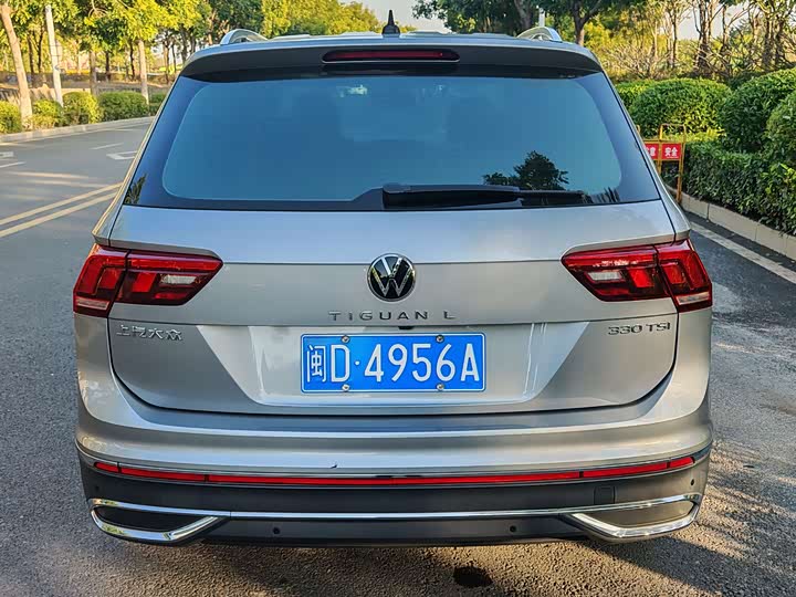 Фото 5 - Volkswagen Tiguan L Pro