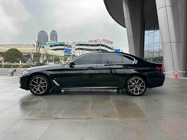 Фото 4 - BMW 5 Series