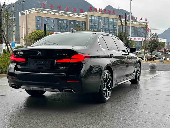 Фото 7 - BMW 5 Series