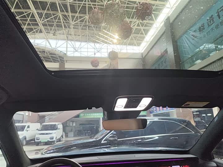 Фото 8 - LiXiang One