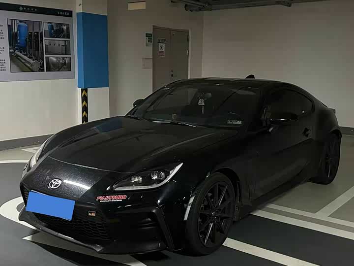 Фото 1 - Toyota GR86