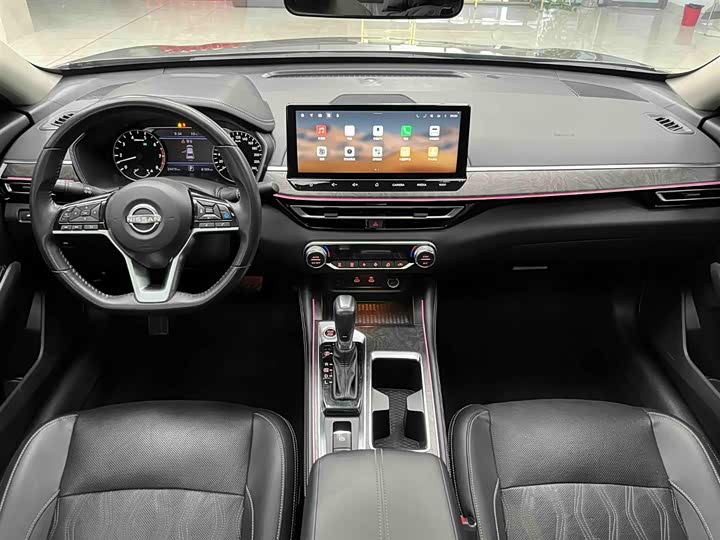 Фото 2 - Nissan Teana