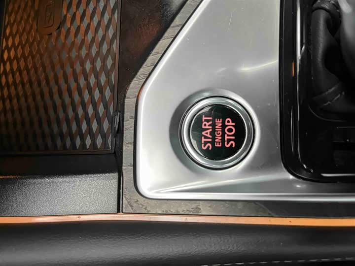 Фото 4 - Nissan Teana