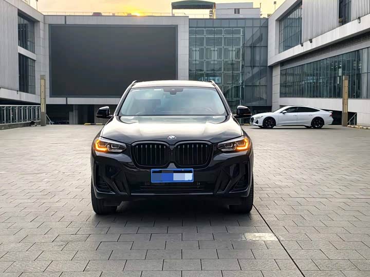Фото 2 - BMW X3