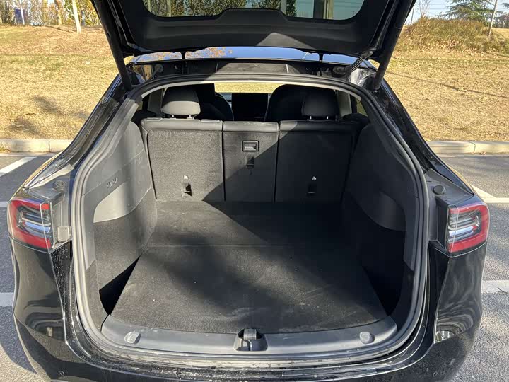 Фото 7 - Tesla Model Y