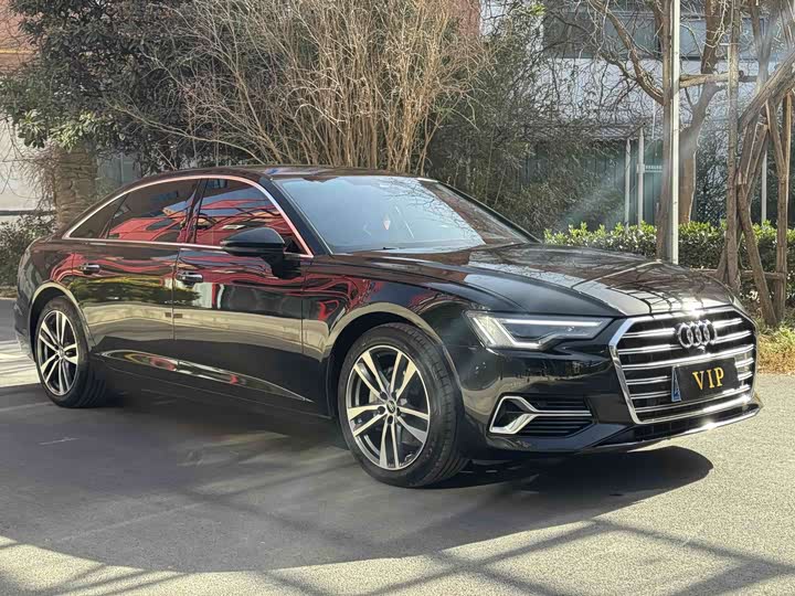 Фото 3 - Audi A6L