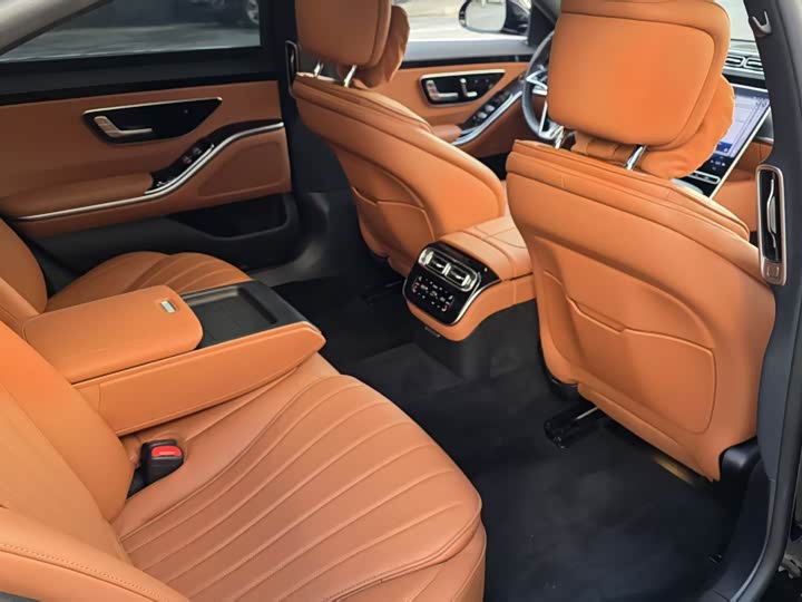 Фото 3 - Mercedes-Benz S-Class