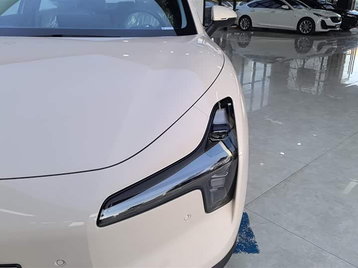 Фото 4 - XPeng Mona M03