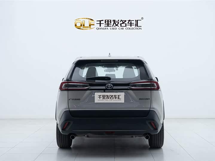 Фото 5 - Toyota Wildlander