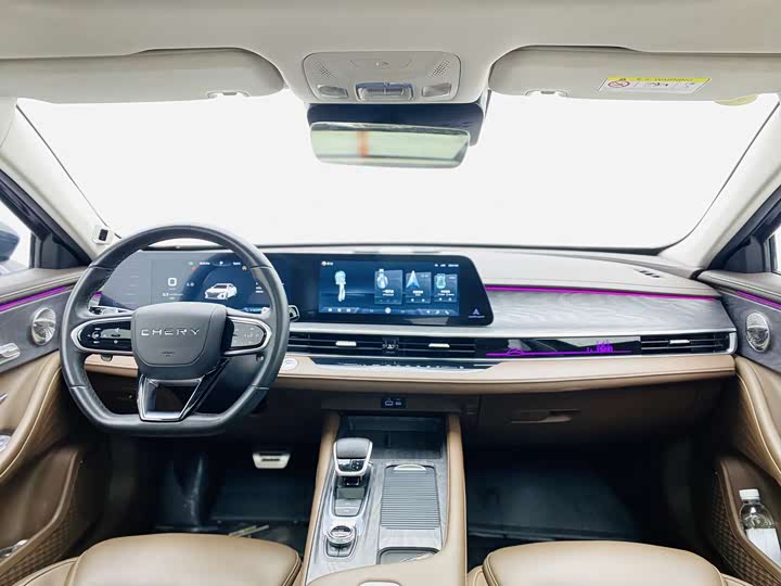 Фото 7 - Chery Arrizo 8