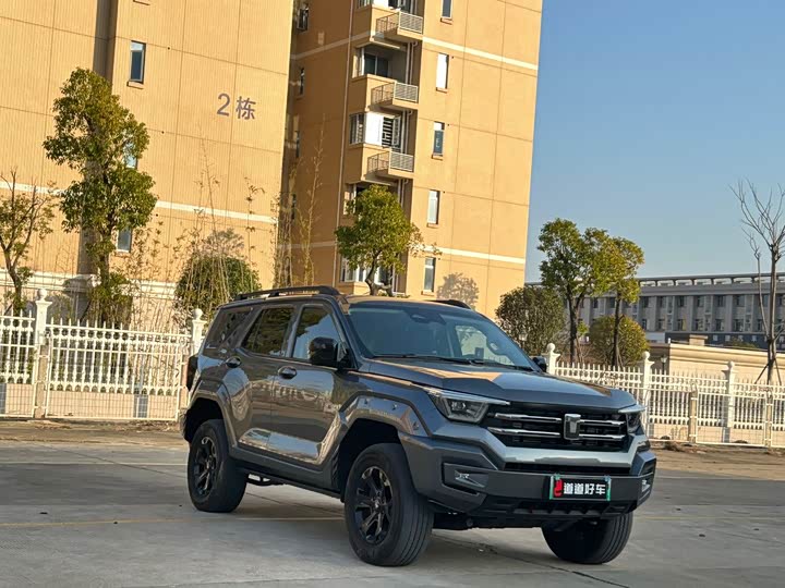 Фото 3 - Tank 400 Hybrid