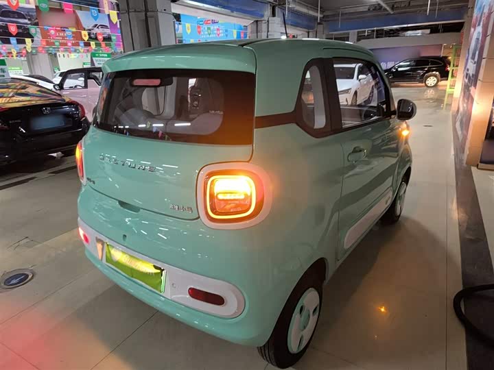 Фото 7 - Bestune Pony