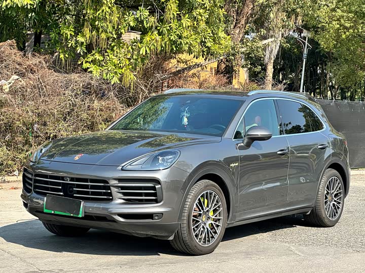Фото 1 - Porsche Cayenne Hybrid