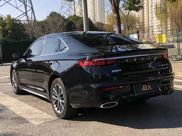 Фото 5 - Geely Preface