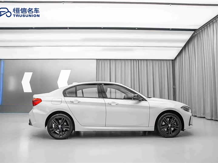 Фото 4 - BMW 1 Series