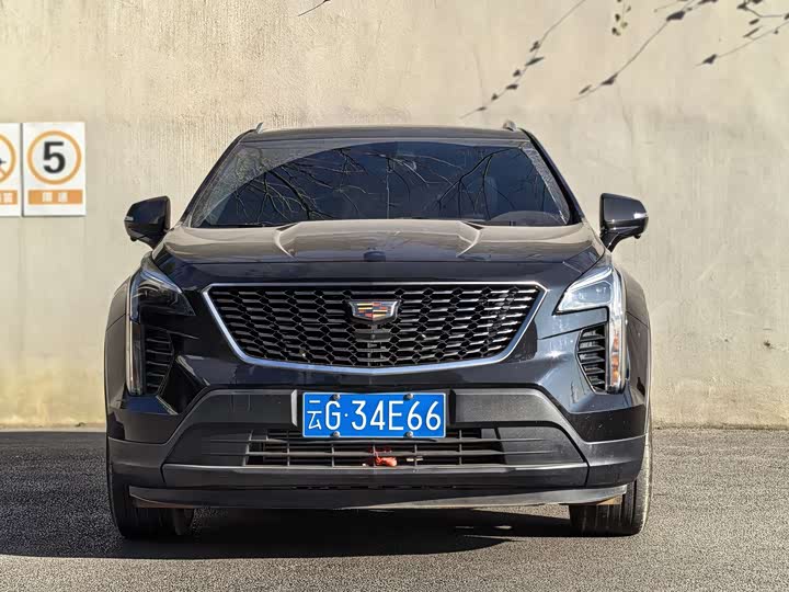 Фото 2 - Cadillac XT4