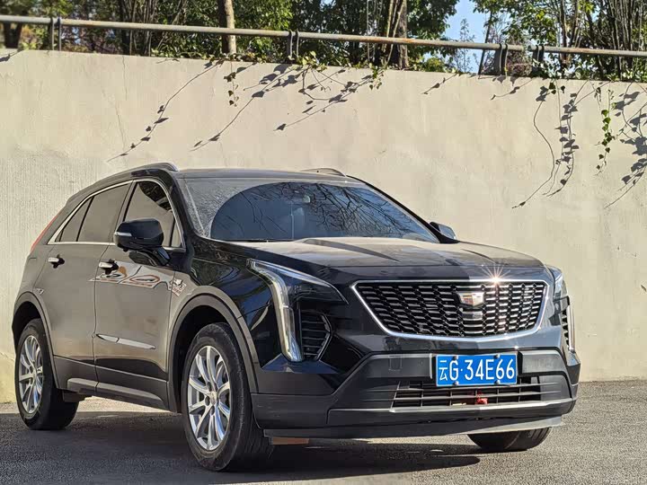 Фото 3 - Cadillac XT4
