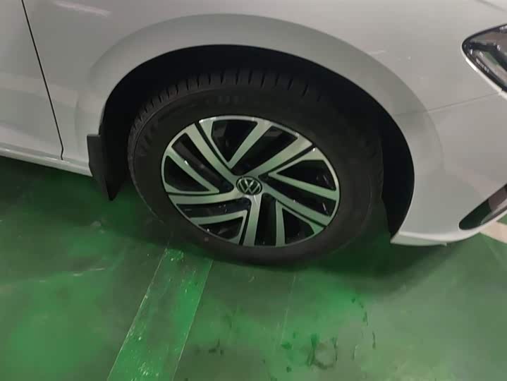 Фото 6 - Volkswagen Lavida