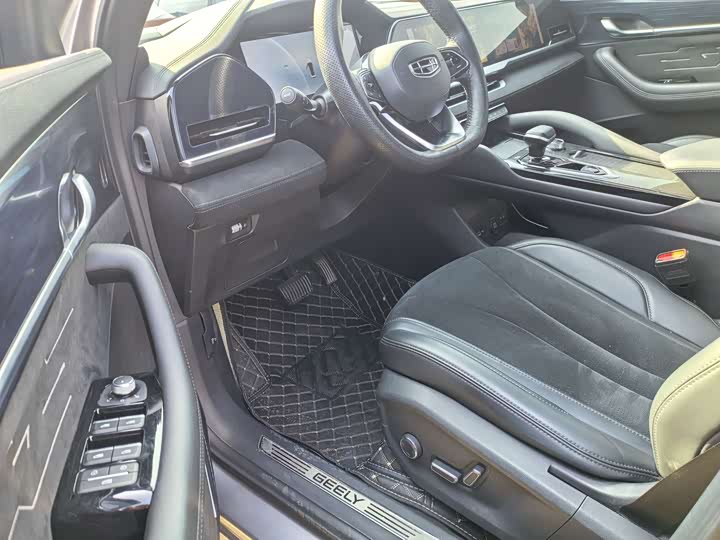 Фото 5 - Geely Monjaro