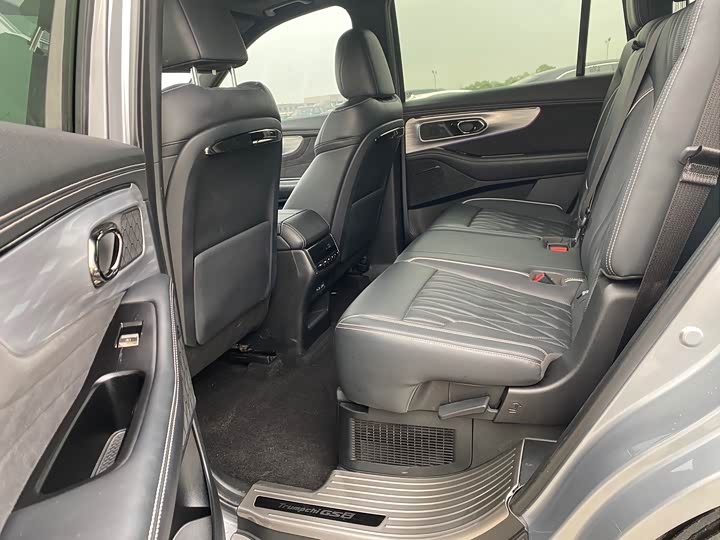 Фото 6 - GAC Trumpchi GS8