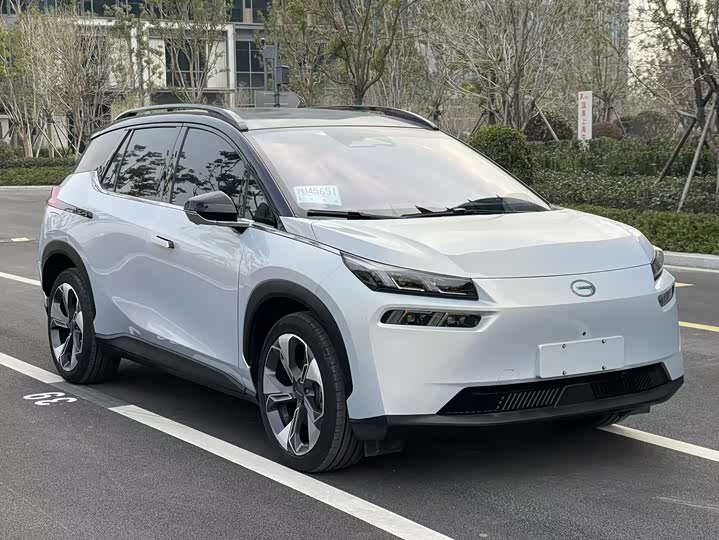 Фото 3 - GAC Aion V