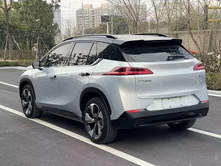 Фото 6 - GAC Aion V