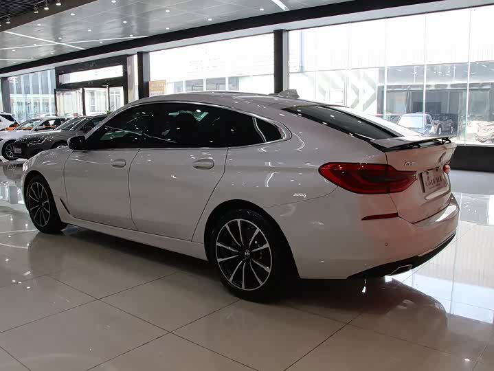 Фото 7 - BMW 6 Series GT