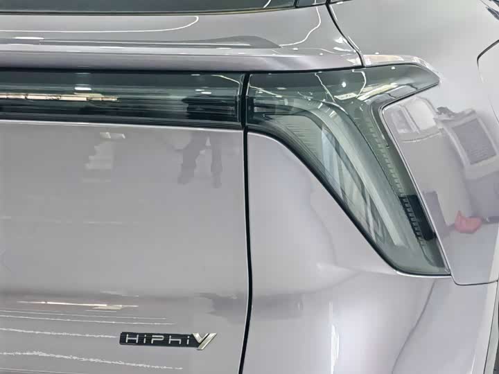 Фото 7 - HiPhi Y