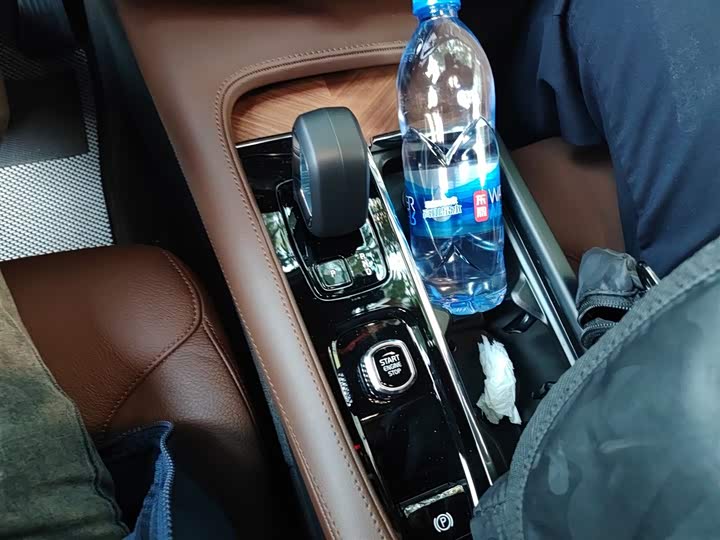 Фото 7 - Volvo S90