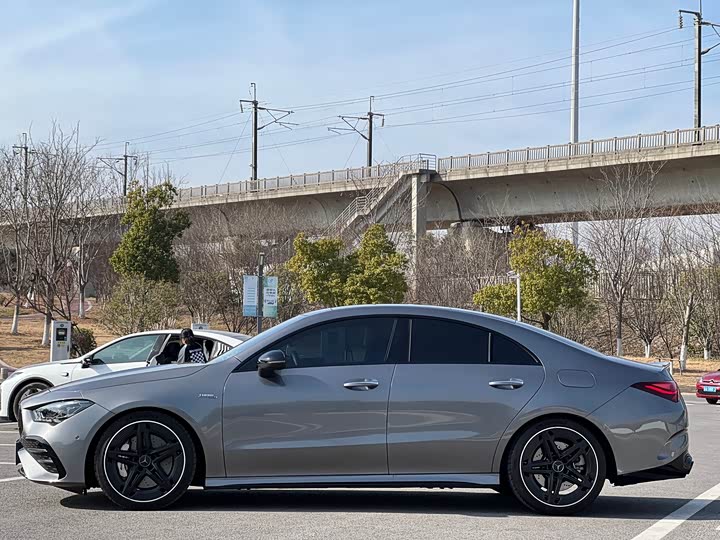 Фото 4 - Mercedes-Benz CLA-Class AMG