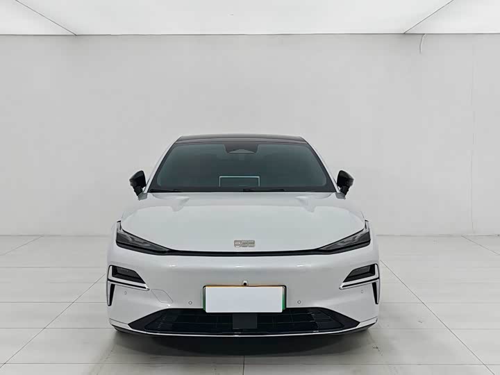 Фото 2 - Geely Galaxy Starshine 8 EM-i