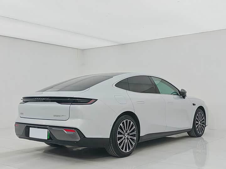 Фото 6 - Geely Galaxy Starshine 8 EM-i