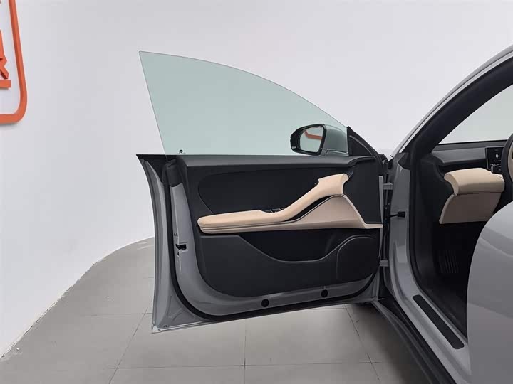 Фото 8 - Nio ET5T