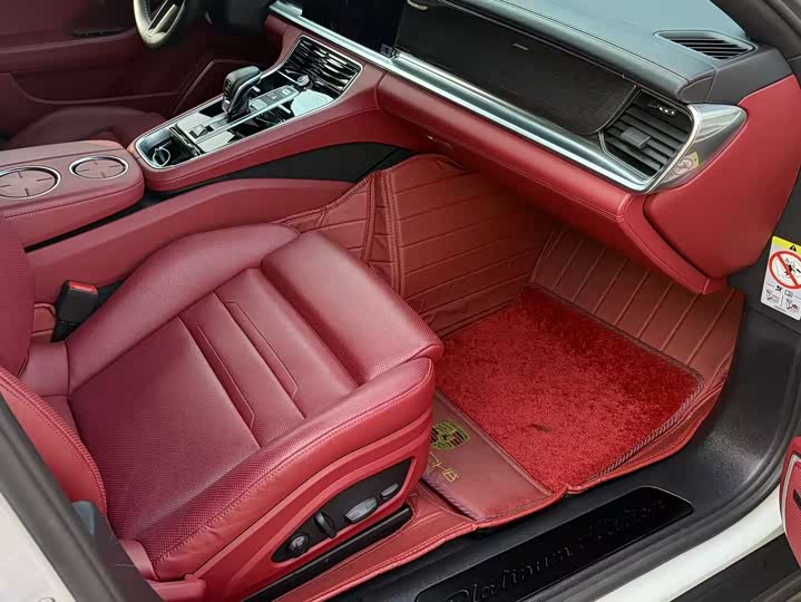 Фото 6 - Porsche Panamera