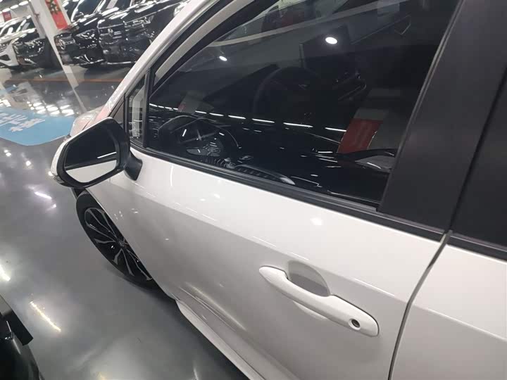 Фото 5 - Toyota Levin