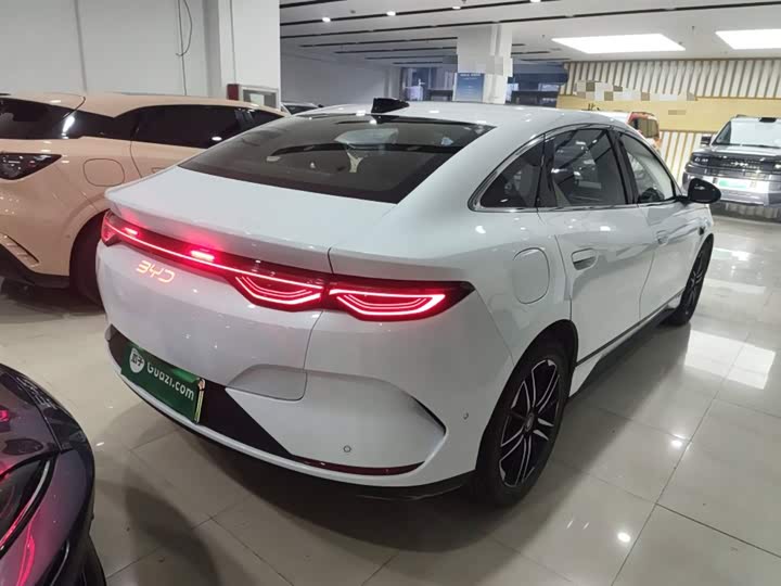 Фото 7 - BYD Qin L