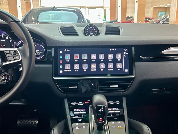 Фото 7 - Porsche Cayenne