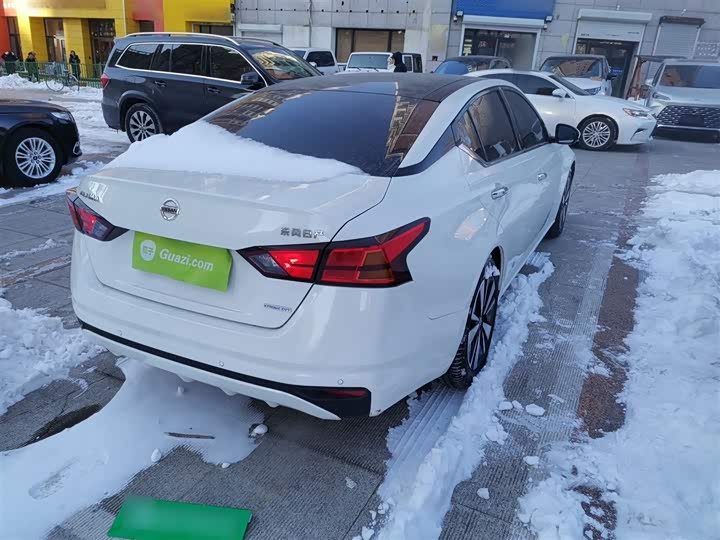 Фото 7 - Nissan Teana