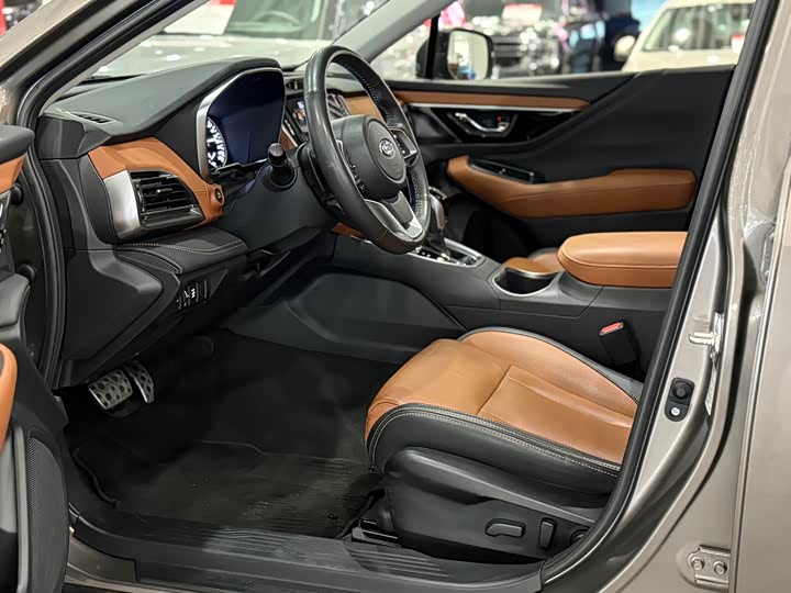 Фото 6 - Subaru Outback