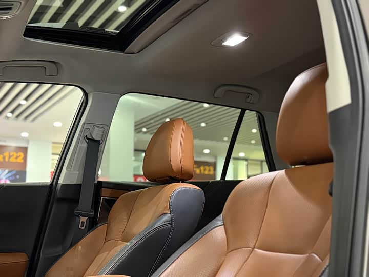 Фото 9 - Subaru Outback