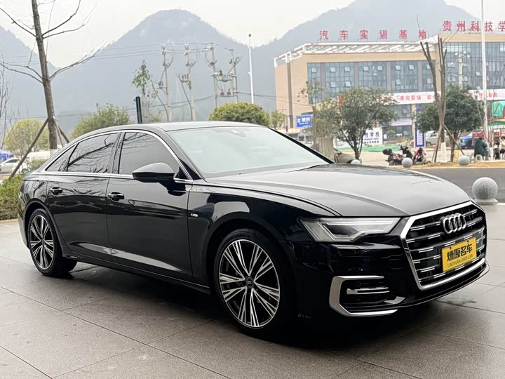 Фото 3 - Audi A6L