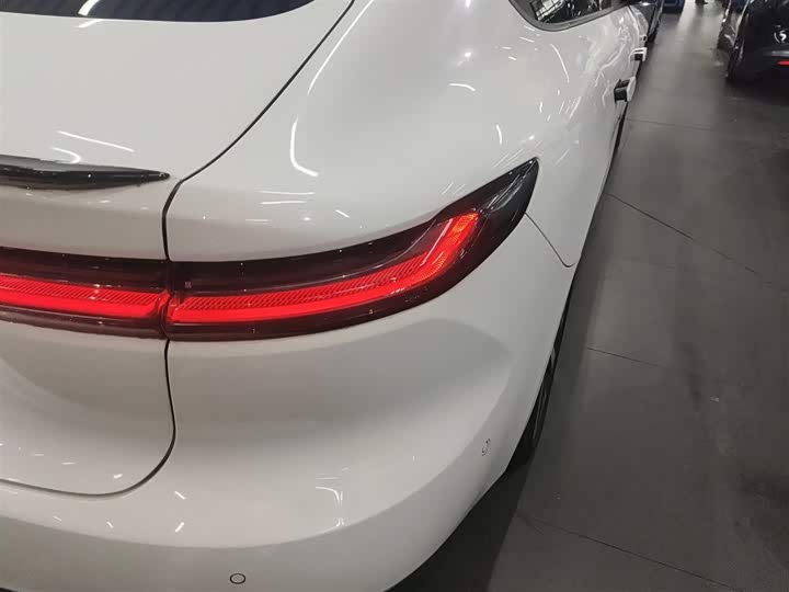 Фото 8 - Nio ET7